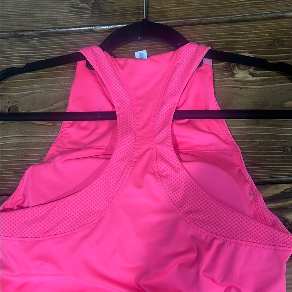 Under Armour Neon Pink 2 in 1 Racerback Tank Workout Top w/ built in padding - Picture 6 of 6